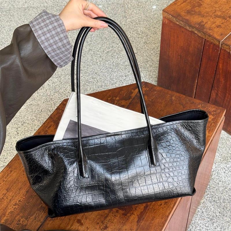 Retro-Handtasche mit Krokodilp – Luxury Bags Tote Bewertung und Preis