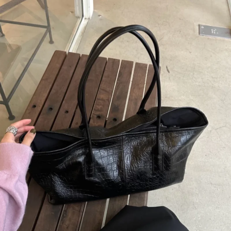 Retro-Handtasche mit Krokodilp – Luxury Bags Tote Bewertung und Preis