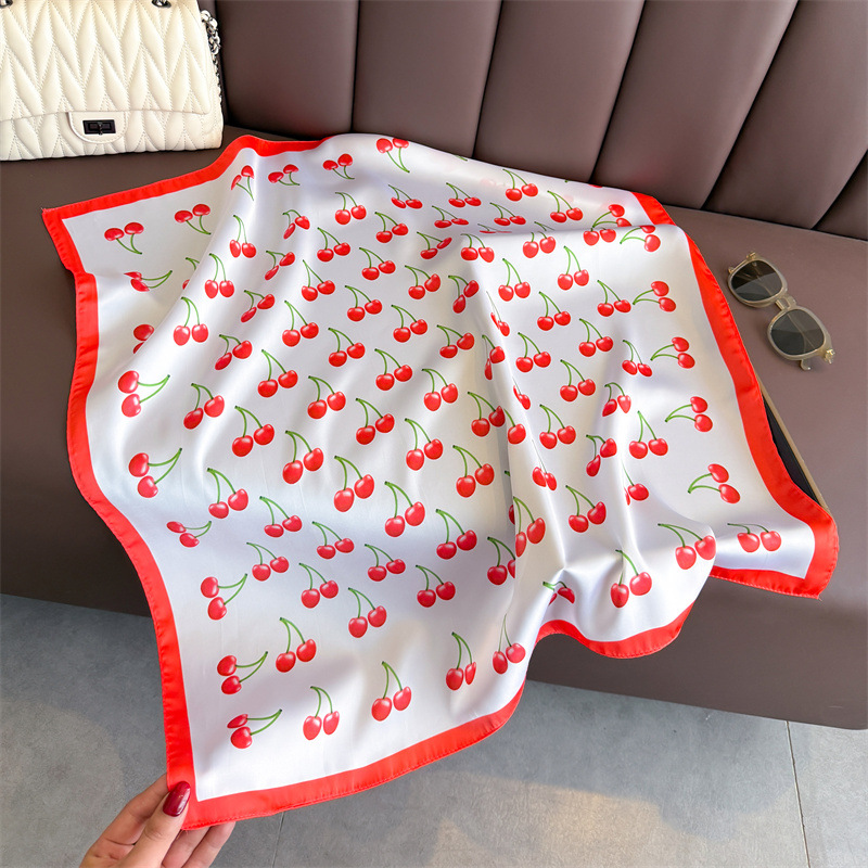 Luxuriöser quadratischer Satin – Luxury Bags Cute Bewertung und Preis